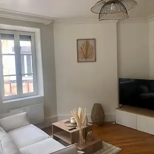 Appartement T2 - Centre-ville, Saint-Pourçain-sur-Sioule